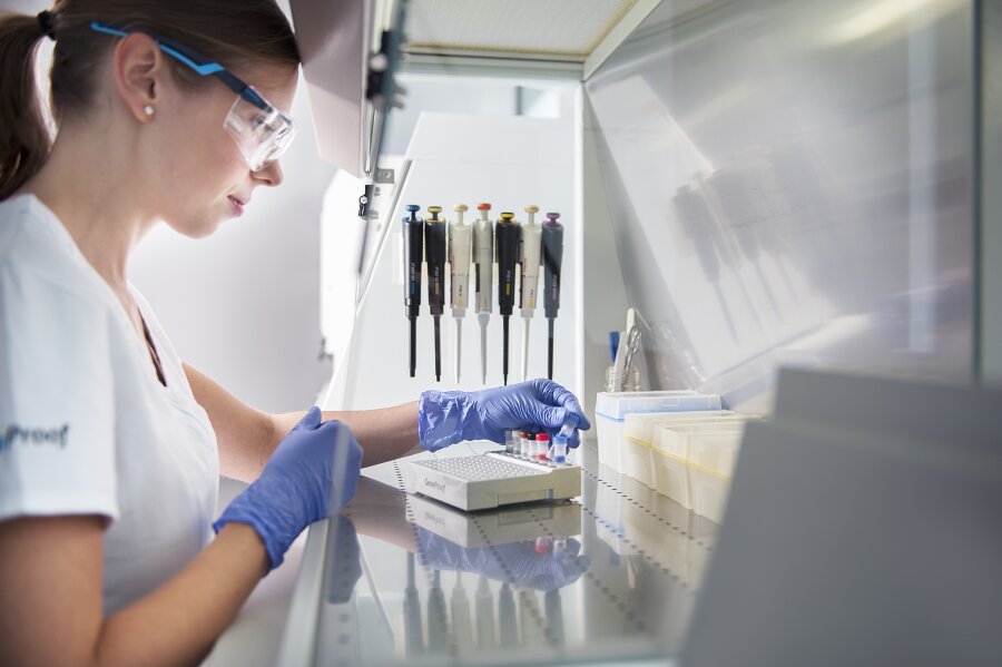 GeneProof PCR testy na SARS-CoV-2 spolehlivě detekují také nové mutace viru